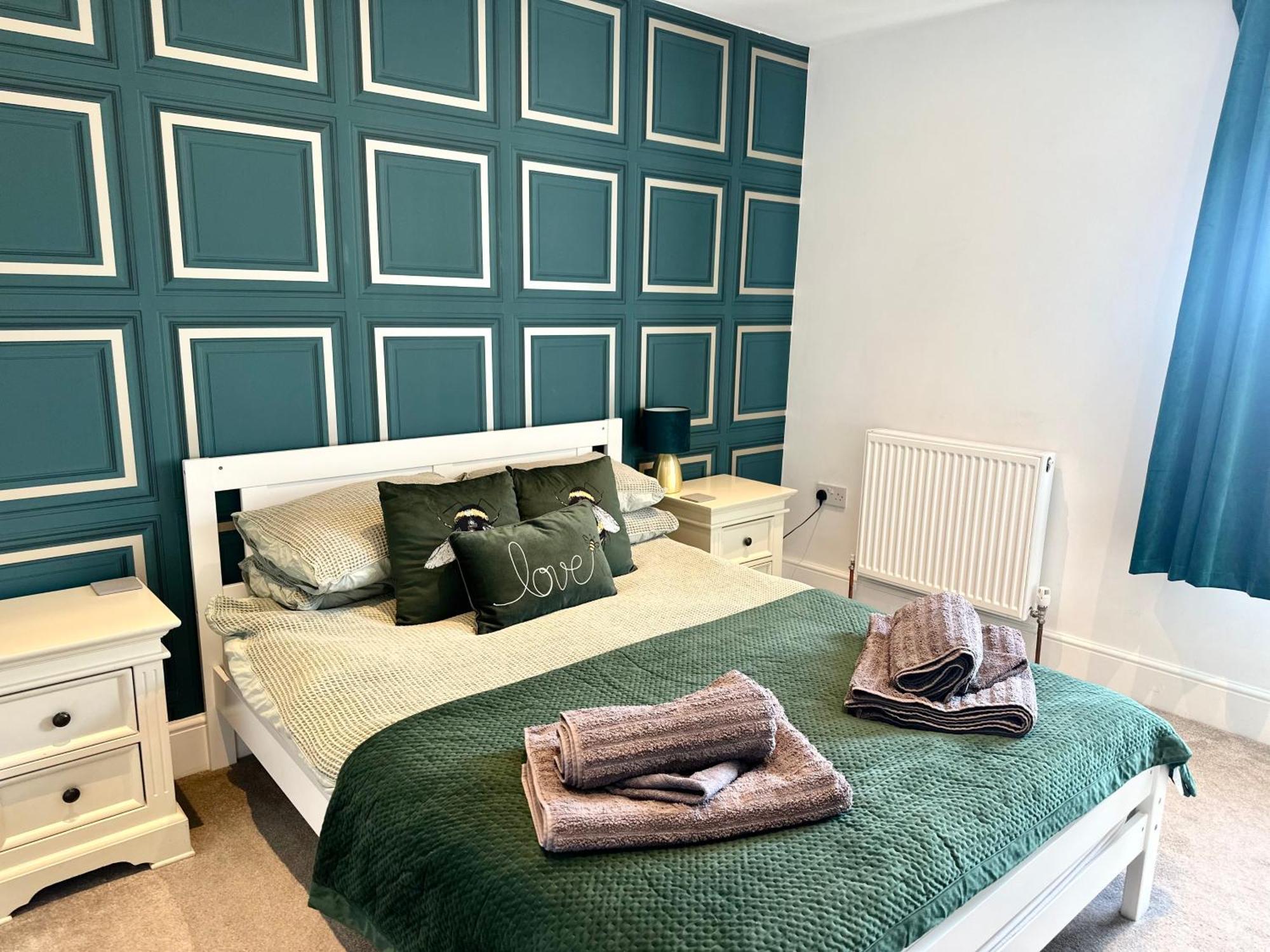 Alsager Town Centre Apartment ภายนอก รูปภาพ